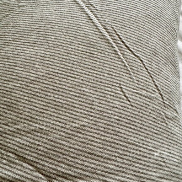 KENNETH COLE Reversible Queen Duvet Cover - Picture 14 of 14